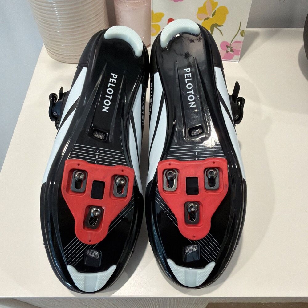 Peloton Cycling Shoes Mn’s US 10.5 EU44 Black Spin Bike New Without Box. - Picture 5 of 6